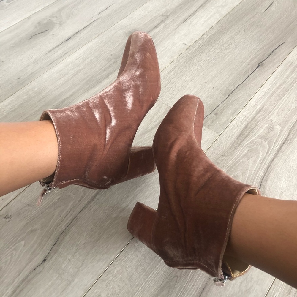 Zara Crushed Velvet Boots